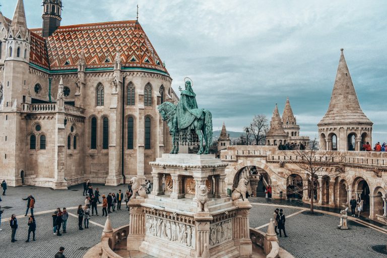 🏰 Discover the Charm of Castle District: A Complete Walking Tour